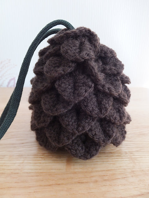 Knitted scale dice bag (various colors)